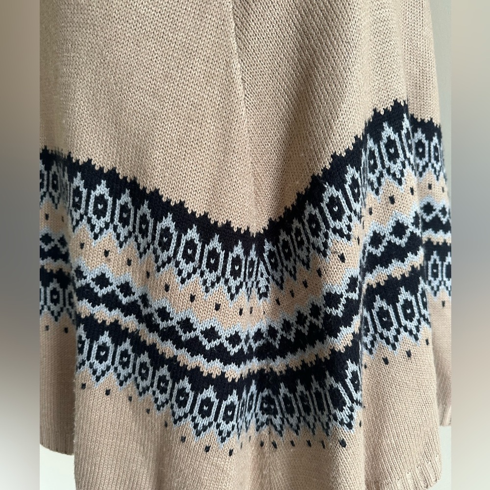 Sweater Poncho- One Size - Picture 3 of 7